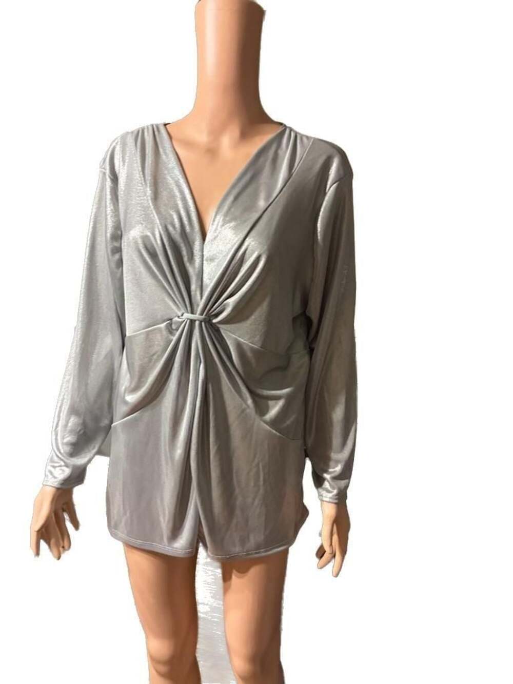 Chaus Women's Silver Metallic Long Sleeve V-Neck Knot Front Top